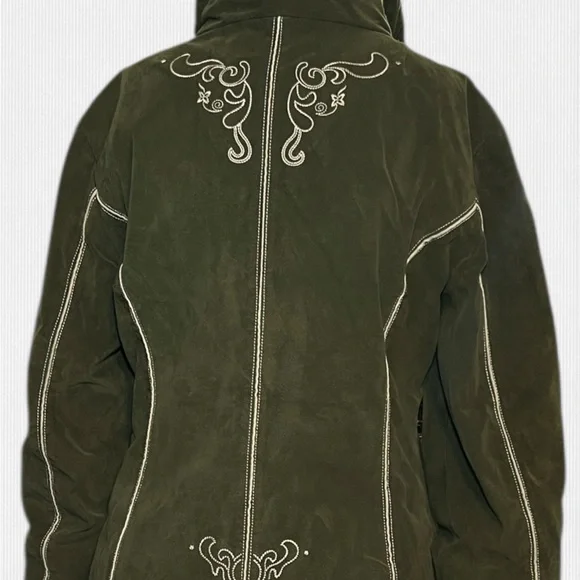 Vintage Bogner Olive Green Women's Ski Jacket with White Embroidery - Picture 14 of 16
